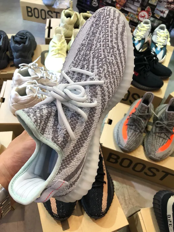 Yeezy Shoe 